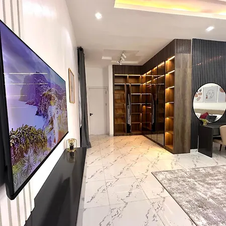 Tranquil Haven Lekki Apartment Exterior photo